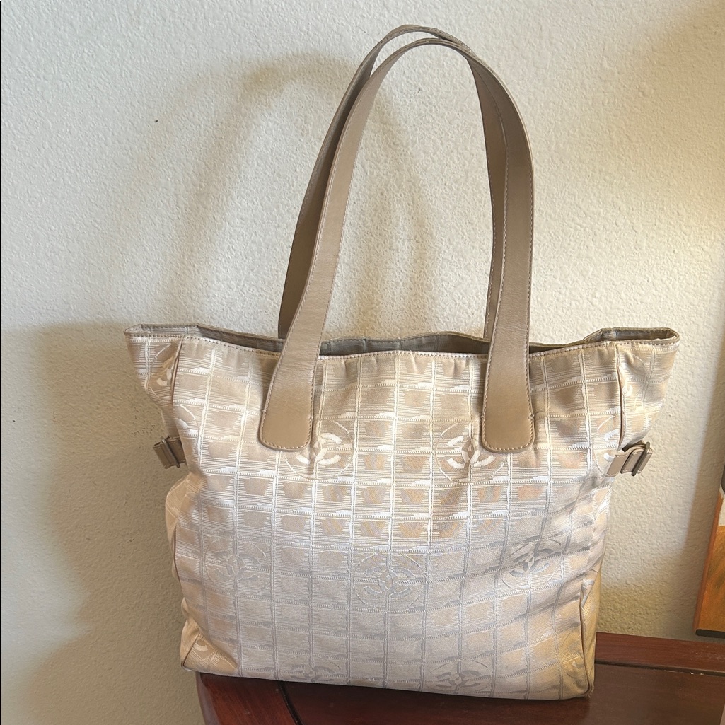 Chanel Cream Signature Canvastote Bag